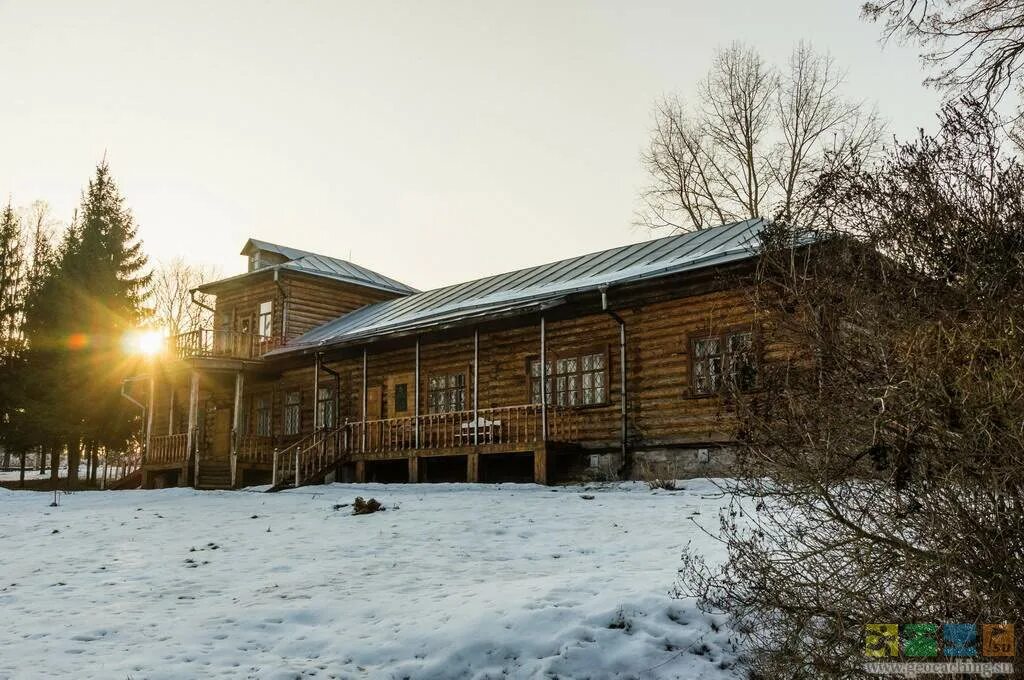 Камеры никольского. Родовая усадьба толстых Никольское-Вяземское. Музей усадьба Никольское Вяземское. Музей усадьба Толстого Никольское Вяземское. Никольско Вяземское Тульская область.