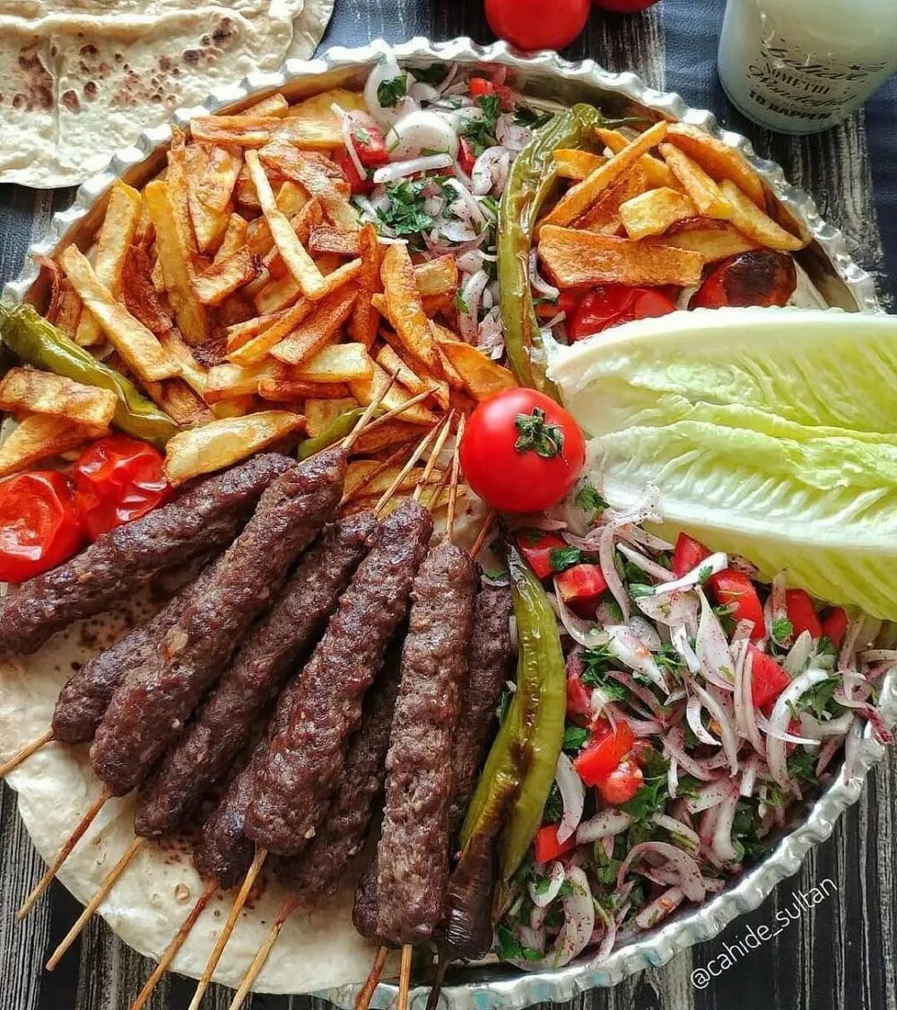Турецкие национальные блюда. Османская кухня. Турецкие завтраки в стамбуле. Османская кухня. Шикарный стол с едой.