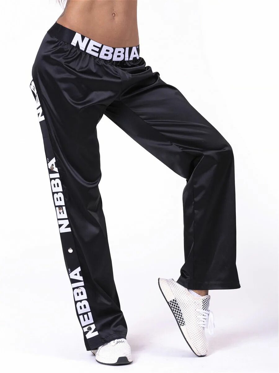 Купить спортивные женские штаны больших размеров. Штаны nebbia. Nebbia одежда для фитнеса. Nebbia 611 брюки женские Velvet. Nebbia спортивные штаны.