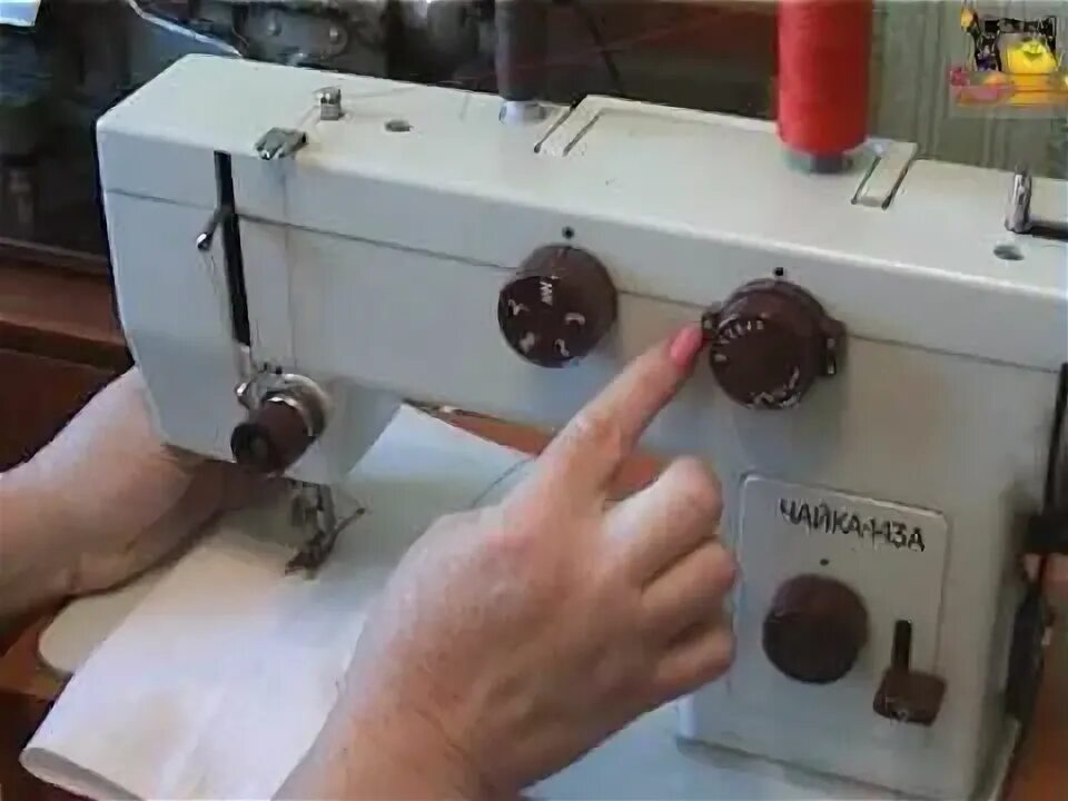 Как заправить машинку чайка 143. Швейная машинка чайка 142м. чайка 143. чайка 134а швейная машина заправка нити. иглы для швейной машинки чайка 142м.