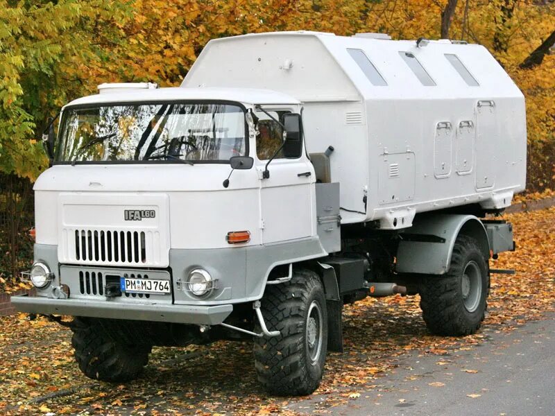 Cmp c60l. грузовик leyland hippo mk-ii. модель автомобиля ifa l 60. кухонная раковина левая металлическая 60 на 60 глубокая. L-60 танк.