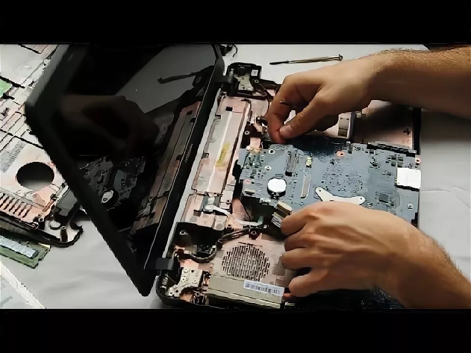 Satellite c660 bios. Разборка toshiba satellite c660d. toshiba satellite c660 разборка. toshiba satellite c660 разбор. gtx 660 disassembly.