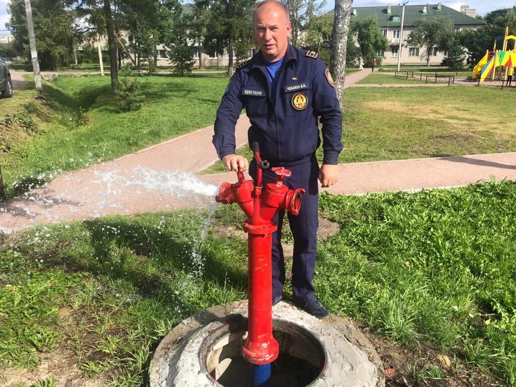 Наружный водопровод испытания. Пожарный гидрант. Наружный гидрант. Гидрант водопроводный. Наружный противопожарный гидрант.