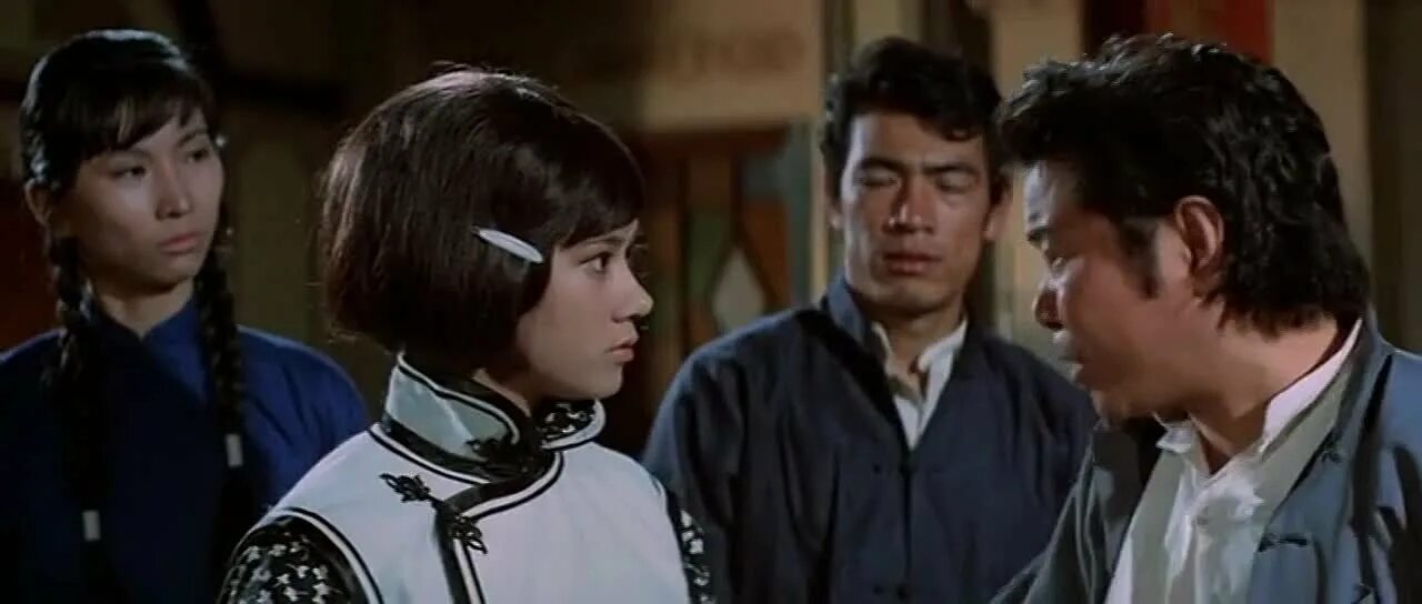 Ярость 1972. Кулак ярости 1972. Кулак ярости 1972 Брюс ли боевик. Кулак ярости (1972) Гонконг боевик, драма, мелодрама, триллер. Jing Wu men 1972.
