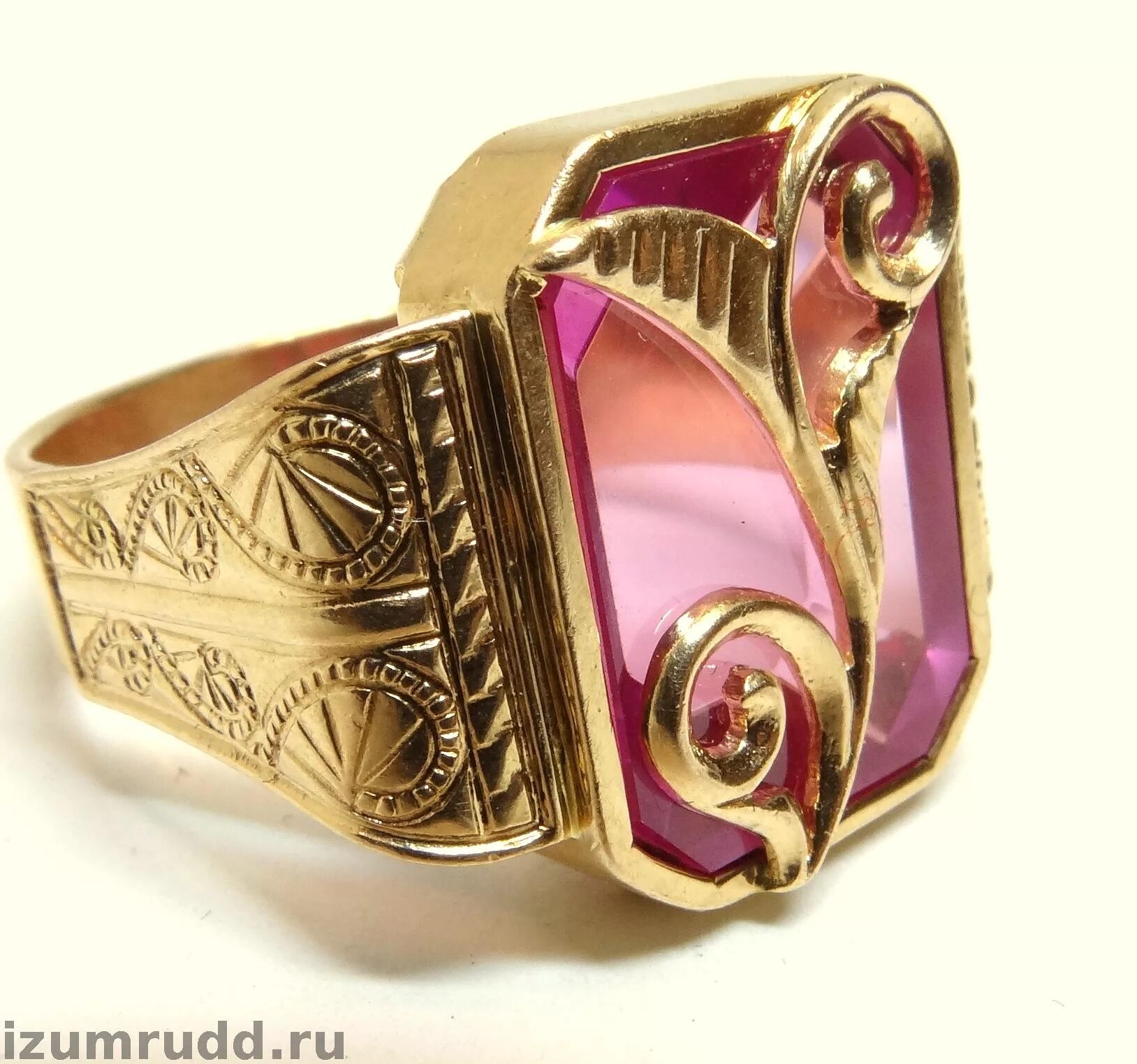 Золотая мужская печатка маршал 141. Золотая печатка кп1070. Печатку золотую б у. Печатка 12000009 золото. Печатку золотую б у.