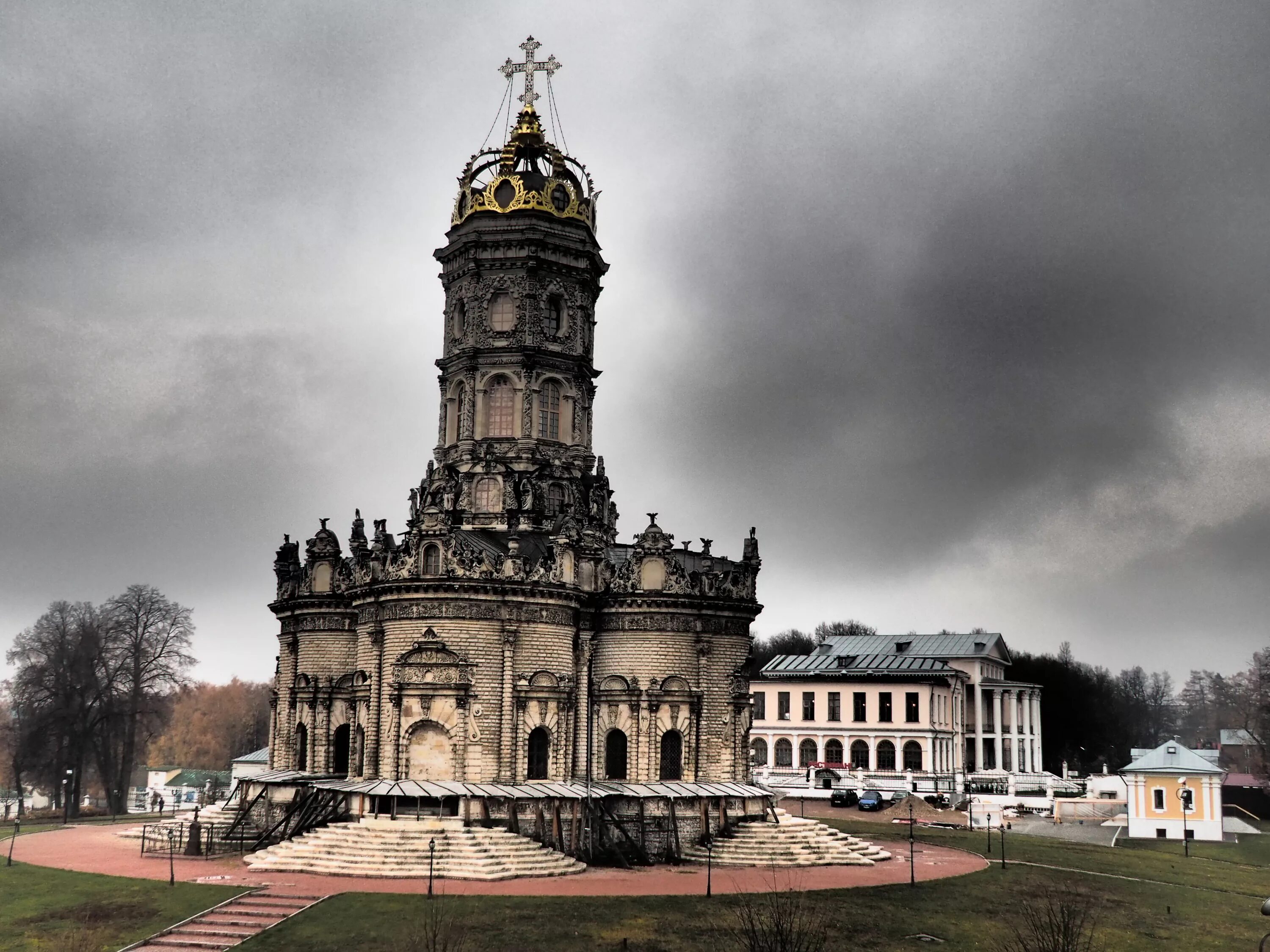 Дубровицы голицын. Подольск усадьба дубровицы знаменская церковь. Усадьба дубровицы усадьбы москвы. Усадьба голицыных в дубровицах. Голицын ресторан подольск.