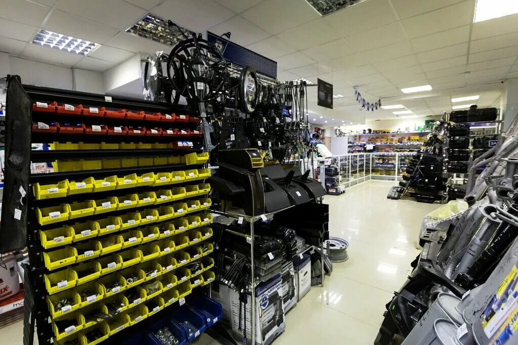 работа магазины автозапчастей