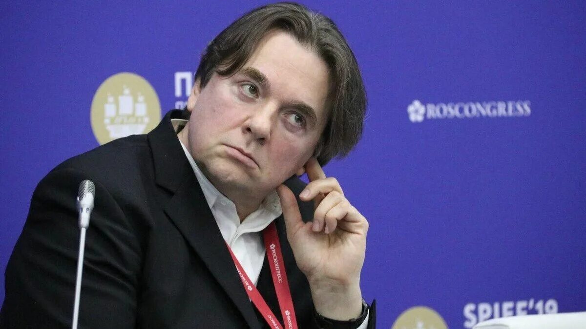 Почему эрнст. Эрнст директор 1 канала.