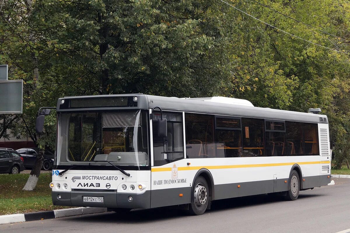 Маршрут 343 автобуса москва. Стол руководителя 160х80х75см юнитекс борн, дуб шамони в 103 дш. 343 автобус. Кс 812. Колонка cs-812.