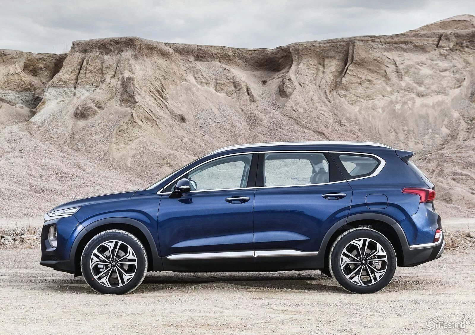Хендай санта фе 4 поколения. Хендай санта фе новый. Hyundai santa fe 2018. Hyundai santa fe 2018. Santa fe4.