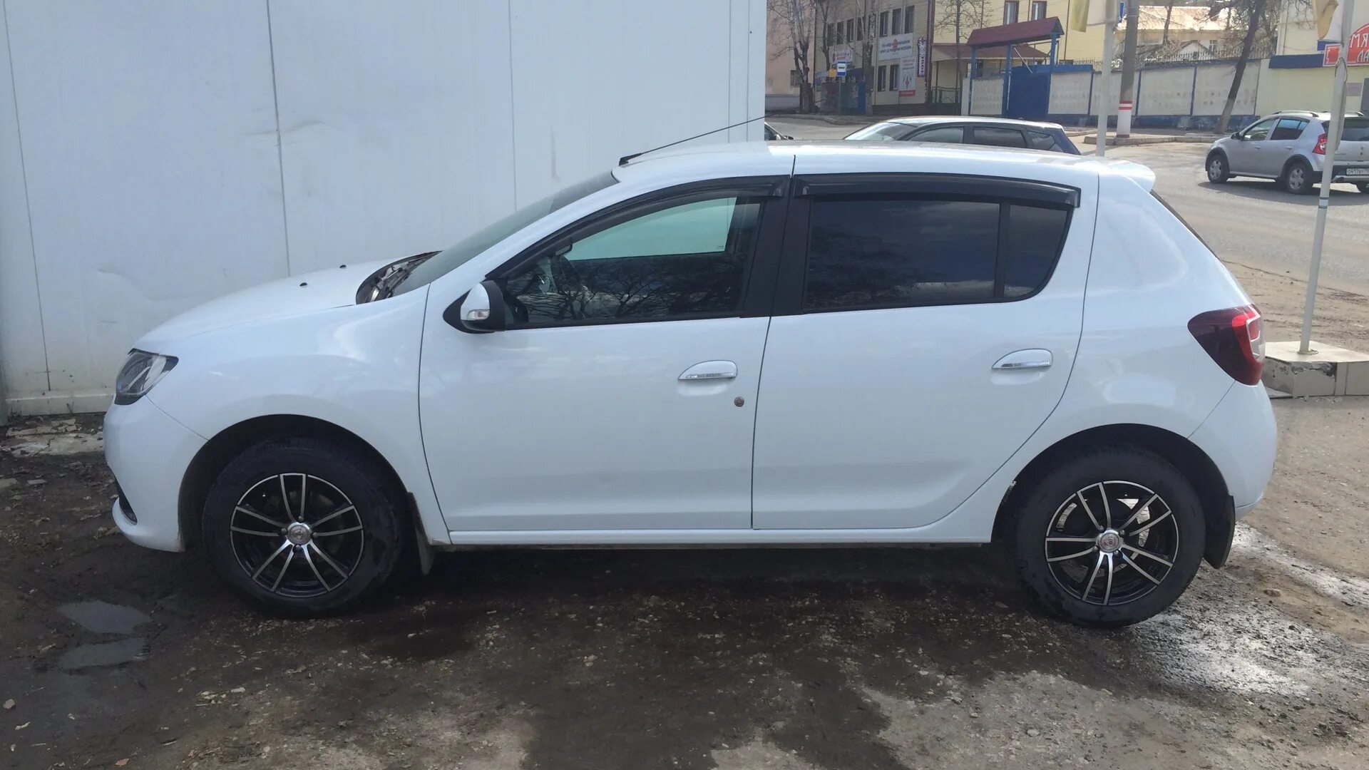 Renault sandero stepway диски 16. Диски на рено сандеро степвей 2. Renault sandero 2 диски. Диски рено сандеро 2. Renault sandero 2 диски.