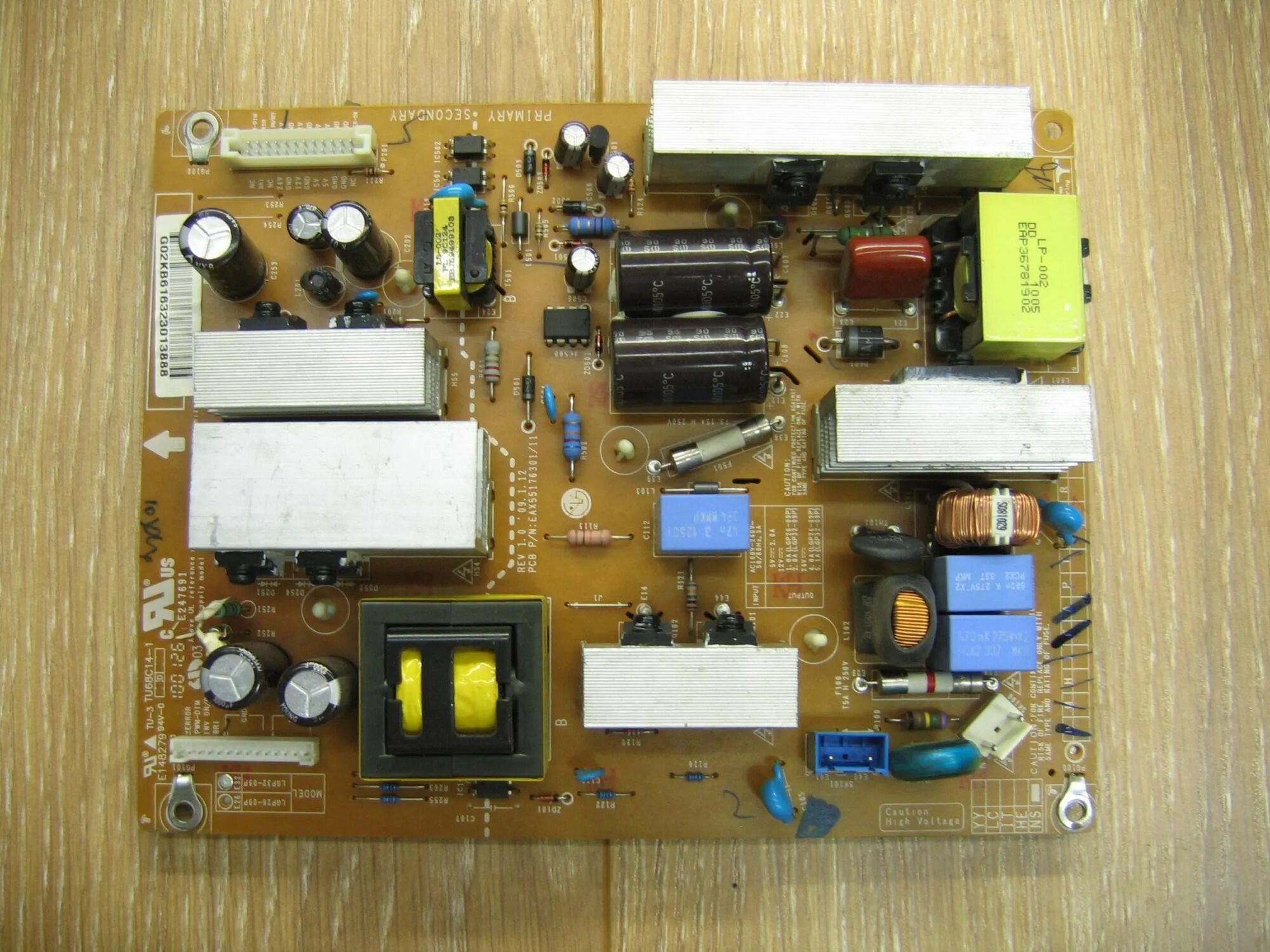 Eax55176301/10. Eax55176301. DAC-24t079. Блок питания телевизора Эриссон 32lh01. Плата питания lg