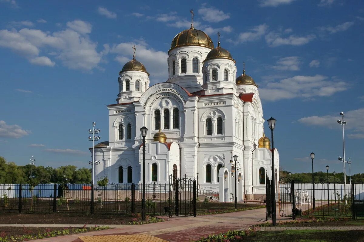 Валуйск. Валуйский успенский николаевский мужской монастырь.