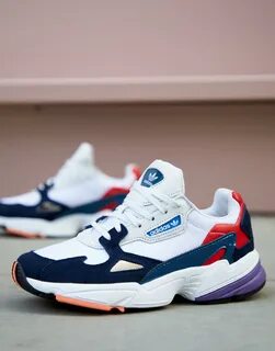 Adidas originals falcon