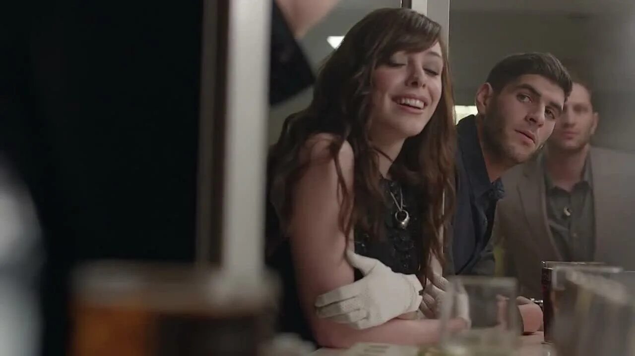 John newman love me again. Fill me again. Fill me again. Love me again клип. Марго биллар.