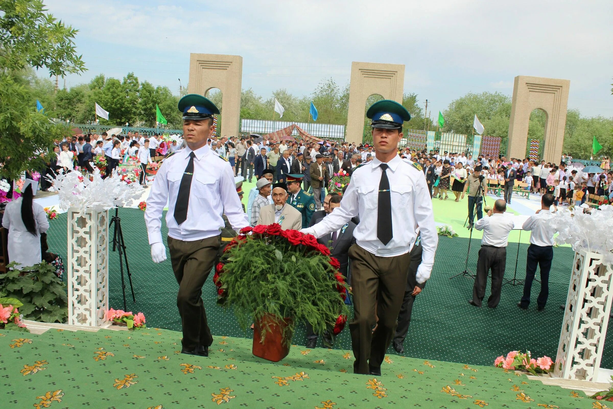 9 may xotira. Харбийлар байрами. 9-Май мактабда. Xotira Ulug' qadriyat. Ҳарбийлар расмлари 9 май.