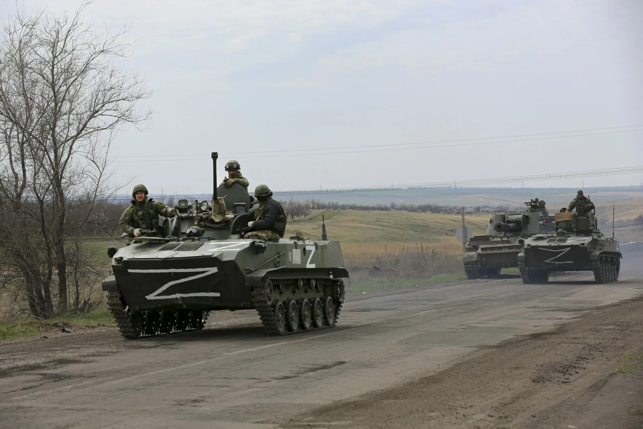 Наступления украинских войск. Украинская военная техника. российские войска на украине. z на военной технике. российская техника на украине.