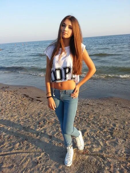 Сколько лет девушке а4. Кристина богданова красноярск. вика глента а4. красивые девушки в питере 14 лет. красивые девушки из санкт-петербурга 20 лет.