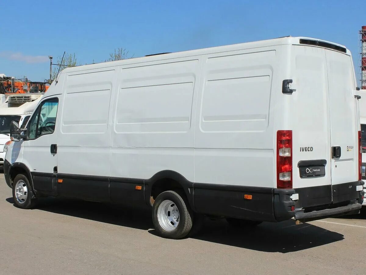 Iveco Daily 50c. Iveco Daily фургон. Ивеко Дейли цельнометаллический фургон. Iveco Daily 45c15d фургон. Купить ивеко дейли 50с15