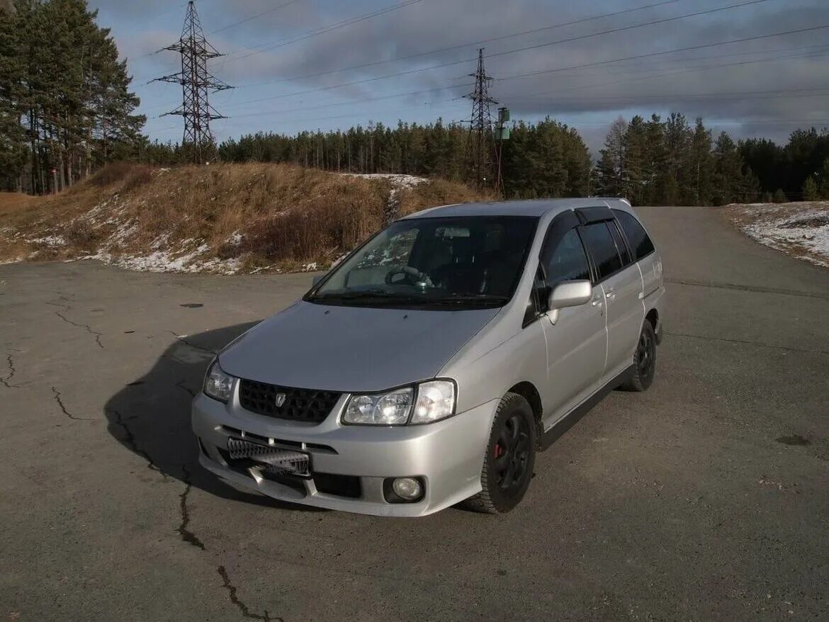 Либерти 2001 года. Ниссан Либерти 2001. Nissan Liberty 2001. Ниссан Либерти 2001 года. Nissan Liberty 2001 салон.