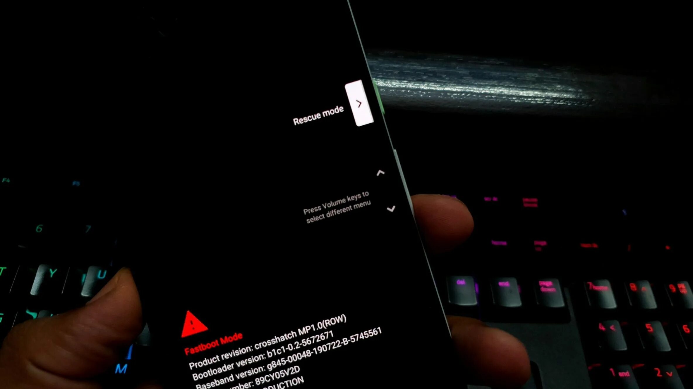 Fastboot mode что это как выйти. Google pixel появилась надпись fastboot mode. fastboot xiaomi что это такое. google pixel 3 fastboot mode device state error. фастбоот загорелся на экране телефона что это значит.