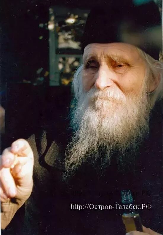 монахи валаамского монастыря. озера старец. батюшка николай гурьянов. озера старец. старец николай гурьянов в храме.