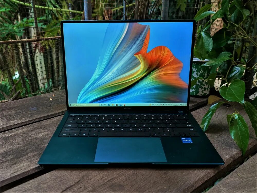 Huawei matebook core i9. Huawei MATEBOOK 2021. Huawei MATEBOOK X Pro 2021. Huawei MATEBOOK X Pro 2021 зеленый. Huawei MATEBOOK 14s 2022.