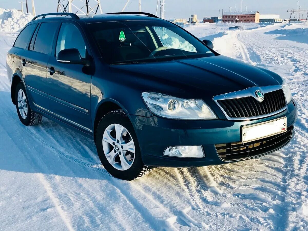 Купить октавию бу в россии. Skoda Octavia 2009 авто ру зима.