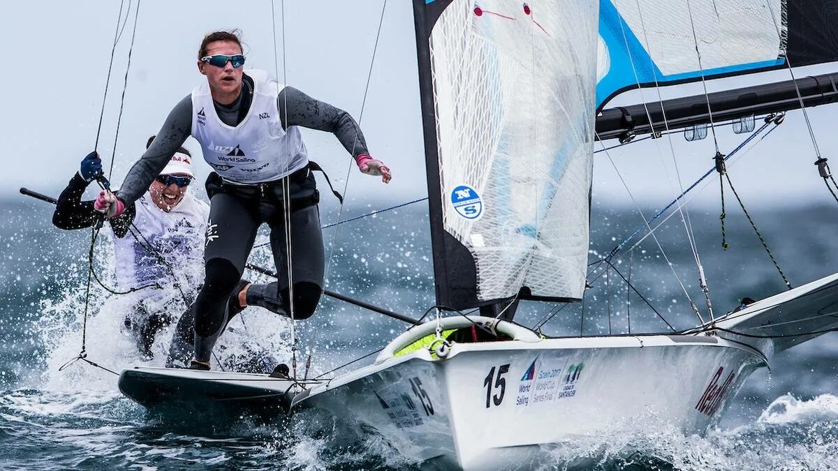 Фотинайнер. Яхта парус фото. Sail work. Laser sailing. Морской клуб под парусами.