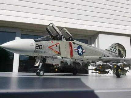 F 4 j