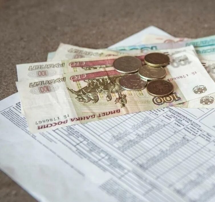 Должники по квартплате. Неуплата жкх. Взыскание задолженности за коммунальные услуги. Штрафы жкх. Долг за коммунальные услуги.