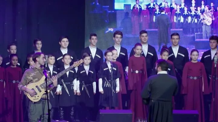 Ансамбль таоба грузия. Теона кумсиашвили и дато кенчиашвили. Бичико наврозашвили. Дато кенчиашвили. Kenchiashvili official.
