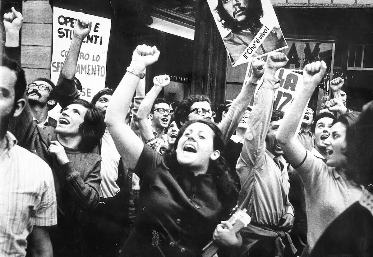 Против чего выступала молодежь в 1960 е