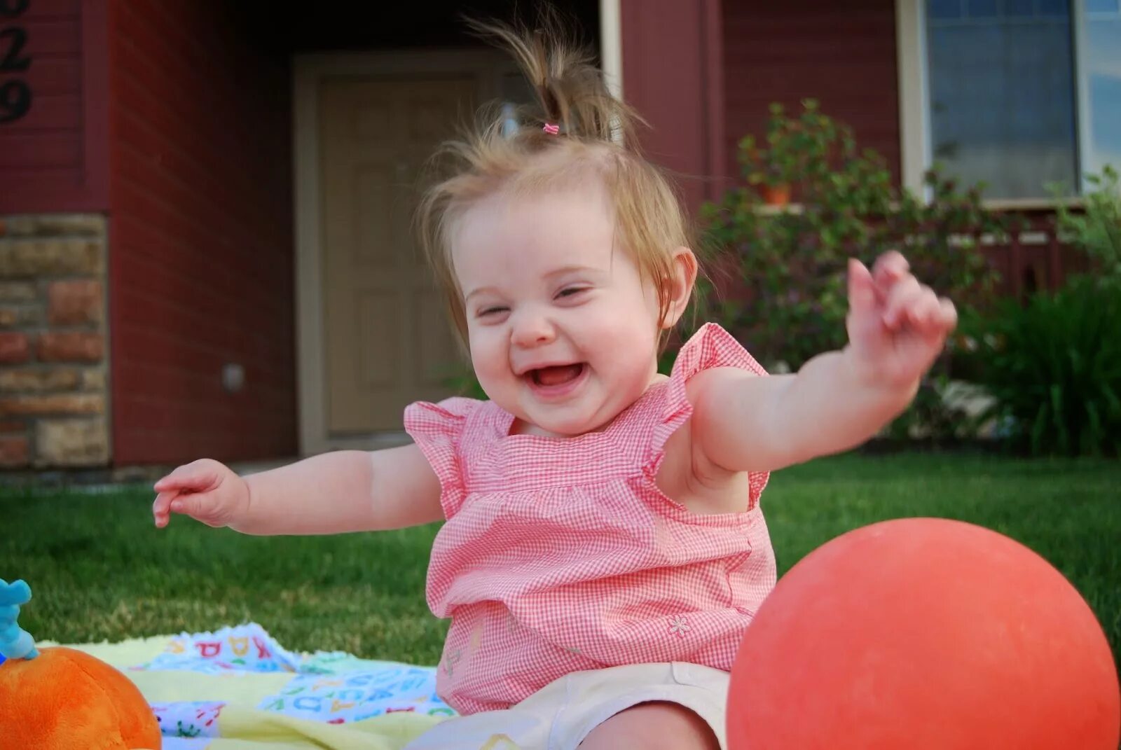 прикольные малыши. смешное про маленьких. смешные картинки для детей. самые смешные маленькие дети. смешные дети.