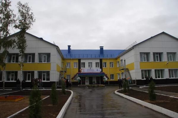 Духовницкое саратовская область. Саратовская область поселок духовницкий. Моу сош духовницкое. Школа духовницкое саратовская область. Школа духовницкое саратовская область.