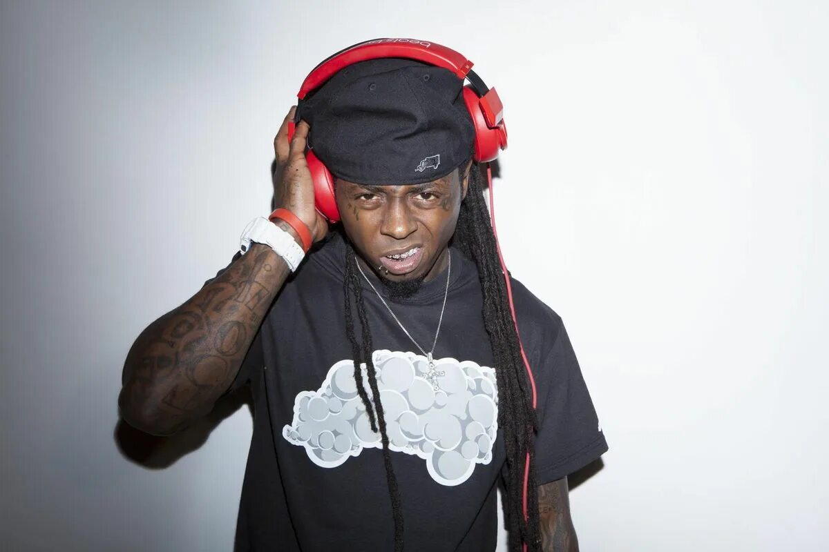 Jam wayne no problems. Lil Wayne 2007. Lil Wayne 2000. Lil Wayne в наушниках. Lil Wayne 2012.