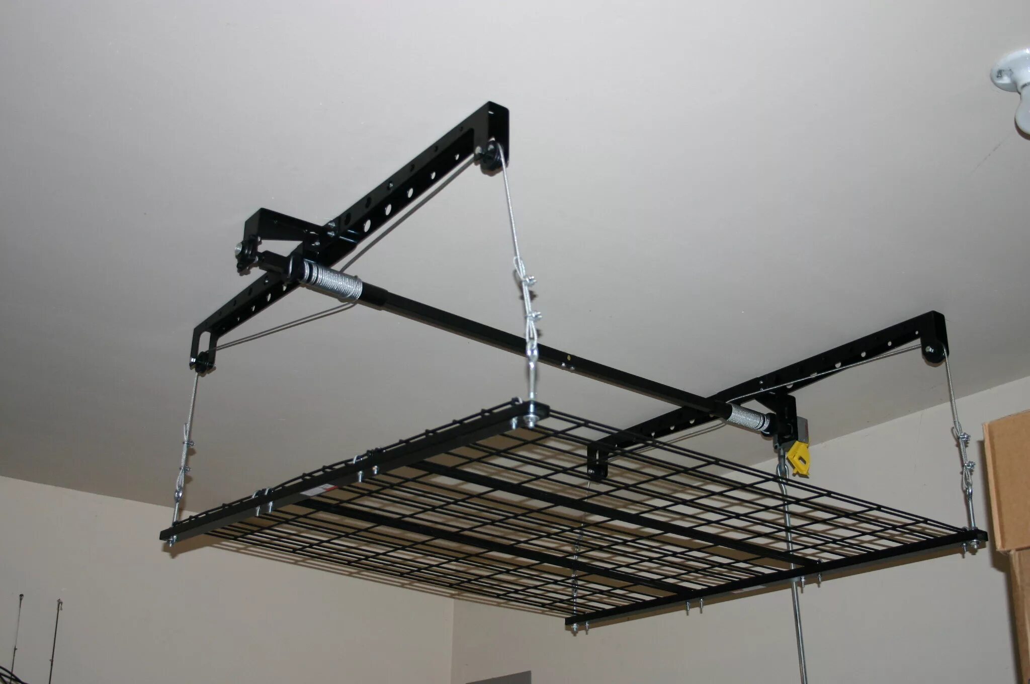 Racor PHL-1r Pro Heavylift 4-by-4-foot Cable-Lifted Storage Rack. Подвесной стеллаж Racor PHL-1r. Lift 939 подъемный механизм. Крепления к потолку bsf2901hdz 132х164мм.