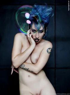 Slideshow vividvivka nudes.