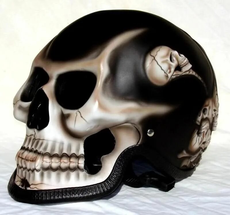 Стоп в форме черепа. Шлем skull. шлем череп для мотоцикла. мотоциклетный шлем в виде черепа. череп в шлеме.