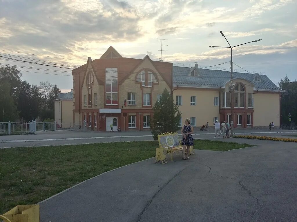 Город лысьва пермский край. Школа 3 лысьва. Школа 6 лысьва. Федин лысьва. Федин лысьва.