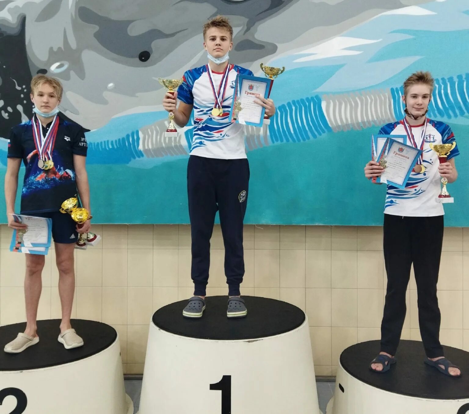 Сшор 3 калининский. Первое место по плаванию. Чемпионат по плаванию юноши 16 лет. ГБУ СШОР 3 Калининского района.