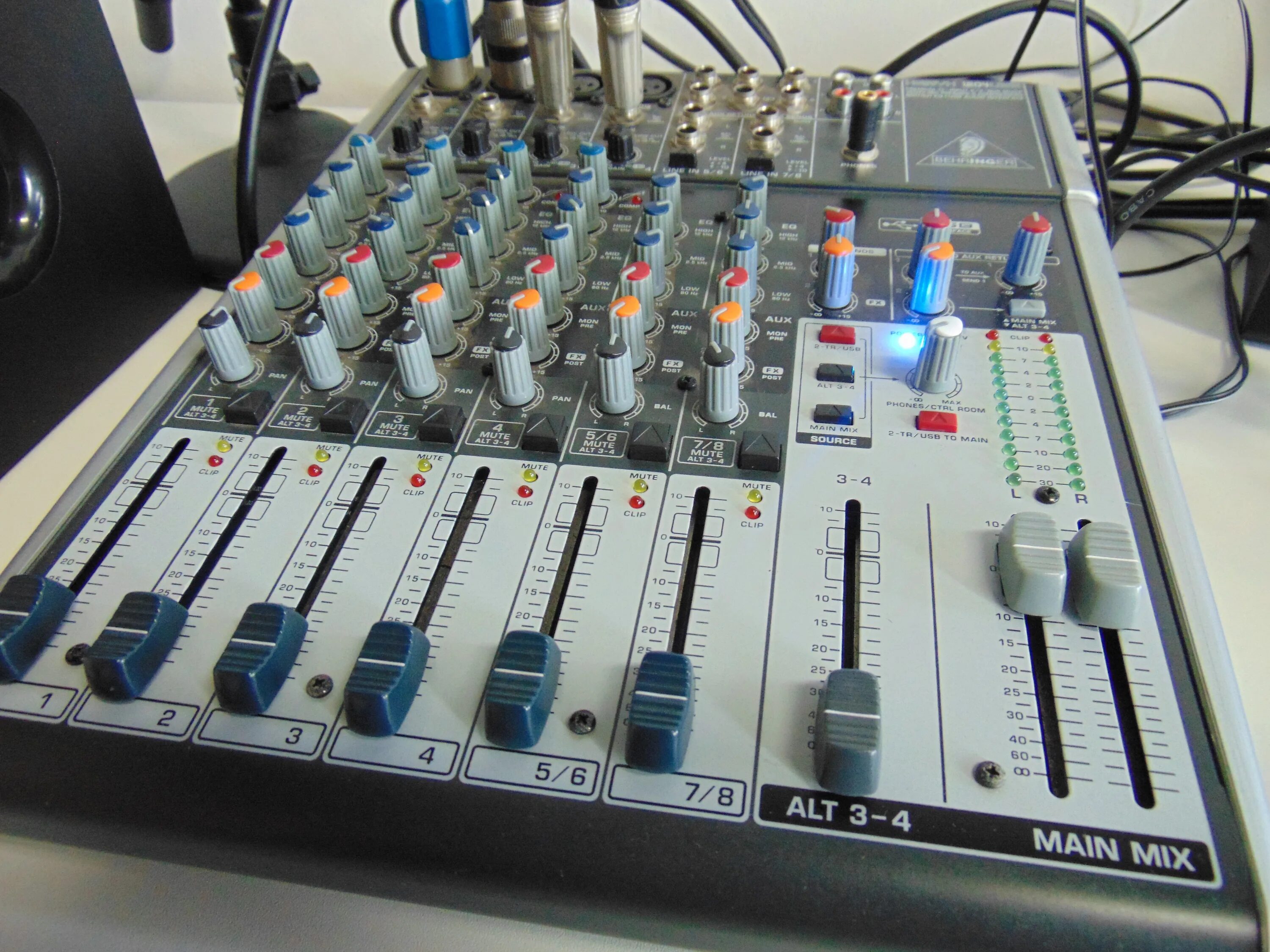 Микшерный пульт alesis m10. Микшерный пульт soundcraft. Микшерный пульт behringer 1002fx. Presonus studiolive 32sc. Микшер записи.