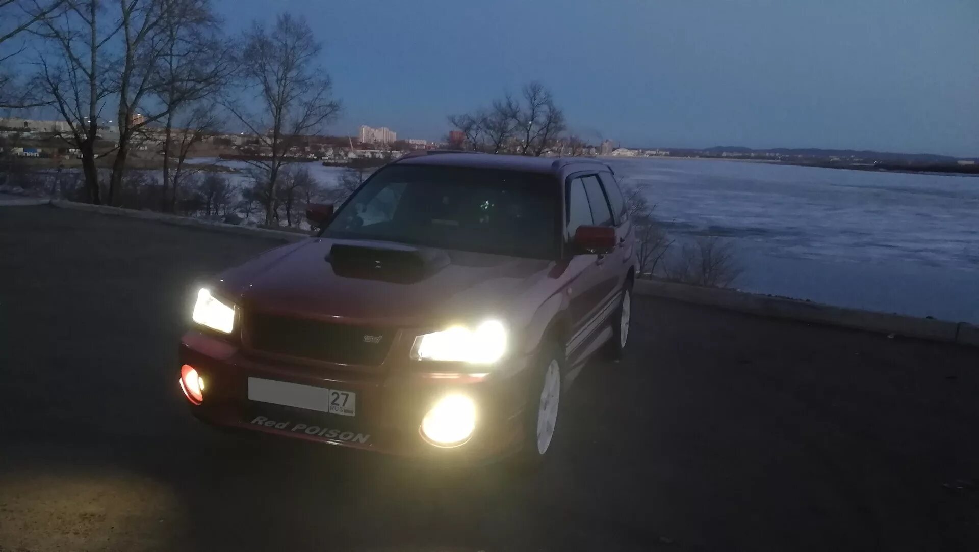 Желтые лампы птф forester sg5. Ксенон на субару форестер sg5 штатный. Ксенон на форестер. Ксенон 12000к. Ксенон на форестер.