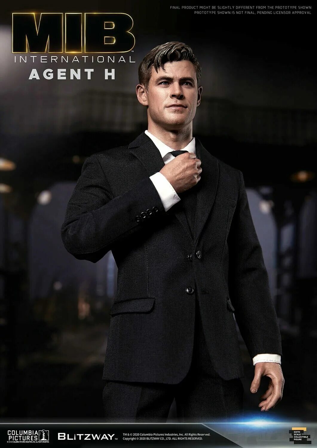 Agent h. Статуэтка черная. Агент м люди в черном. Агент h petra. Люди в черном 4 агент эйч.