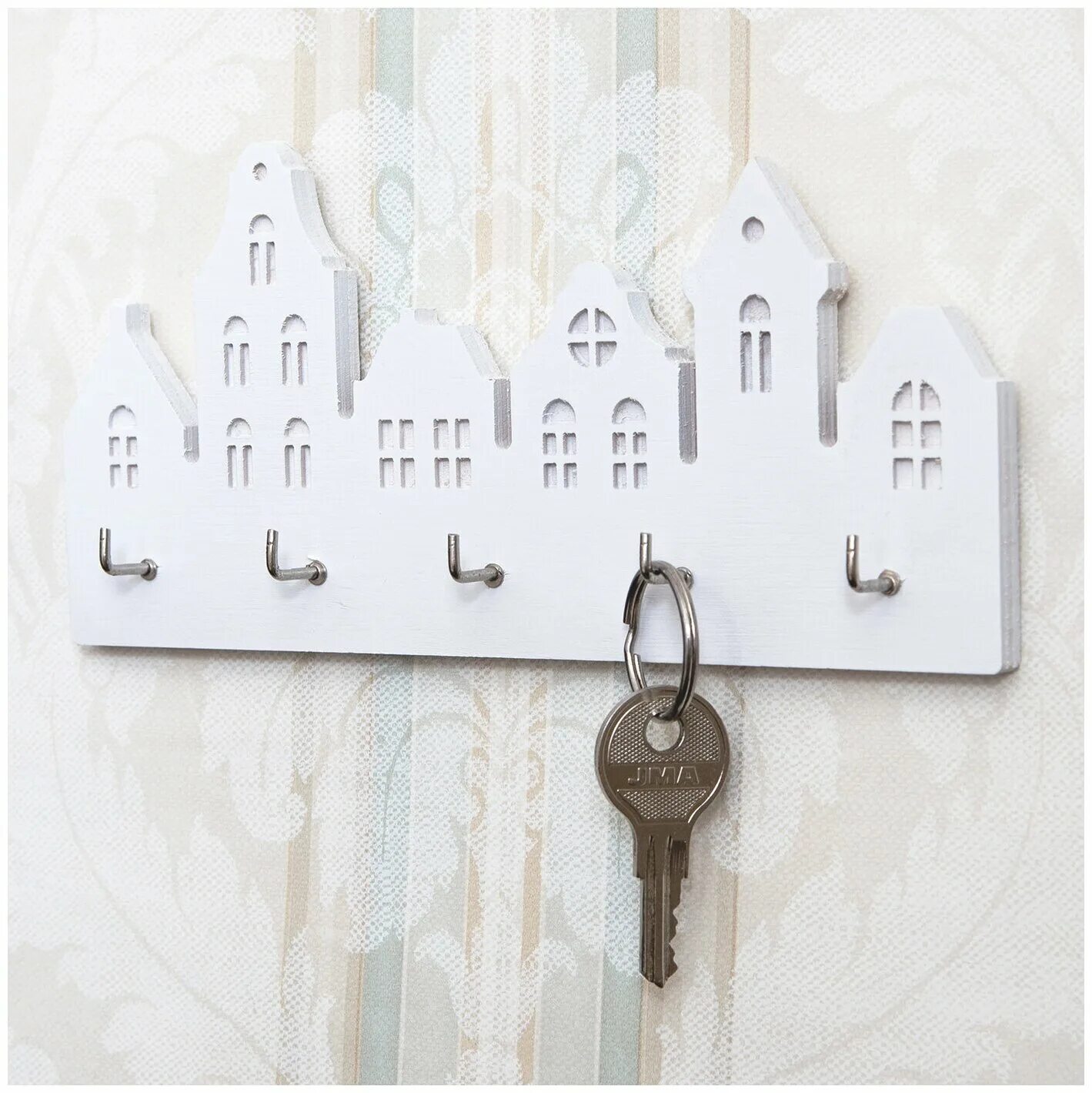 Вайлдберриз ключница настенная в прихожую. Ключница на валберис. Ключница настенная в прихожую светлое дерево. Ключница, 22*6*30см 36572. Вайлдберриз ключница настенная в прихожую.