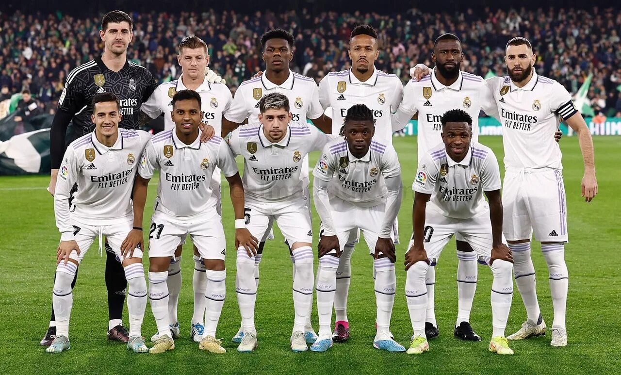 Мадрид футбольный клуб. Реал мадрид старый состав. Real madrid team. Реал мадрид. Футбольная команда реал мадрид.