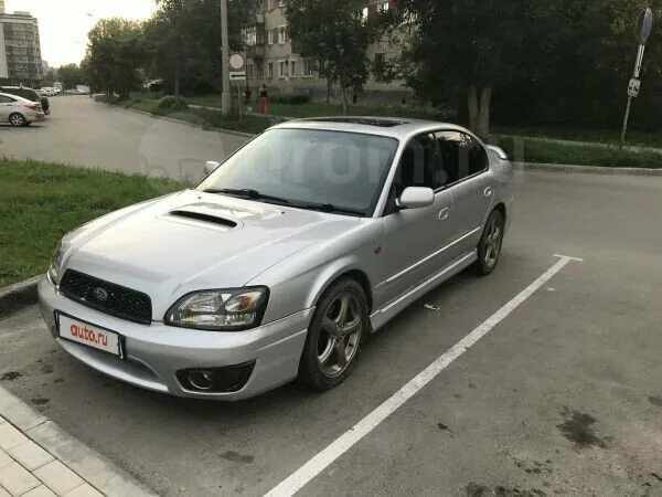 Субару б4 2001. Субару б4 2001. Белый легаси б4 на золотых дисках. Subaru legacy b4. Subaru legacy b4.