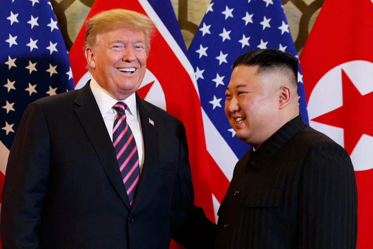 Трамп в кндр. Кндр сша переговоры.
