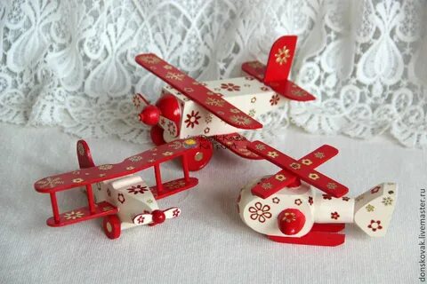 Елочная игрушка самолет