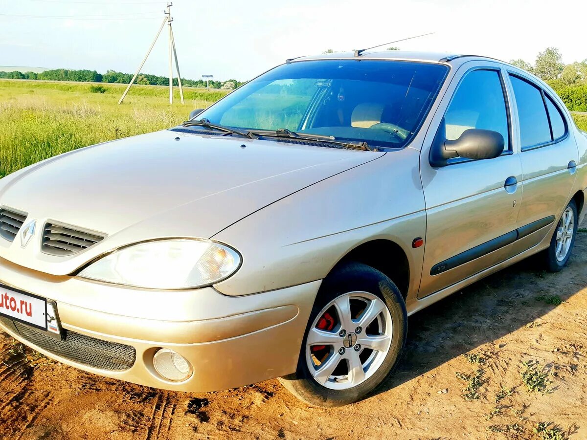 Renault 2000 года. Renault Megane 2000. Рено Меган 2000г. Renault Megane i. Рено Меган 2000 года.